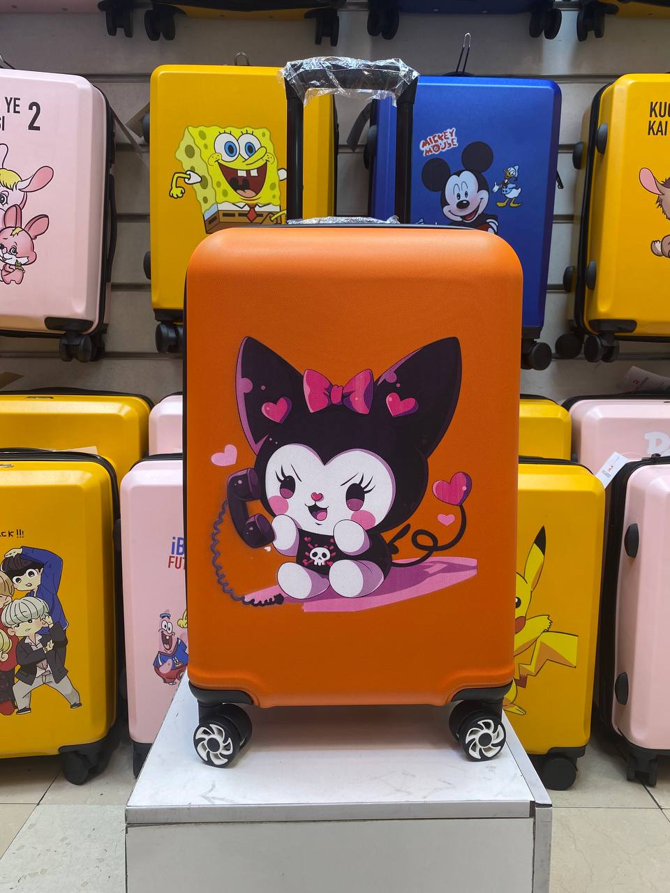 چمدان کودک طرح کرومی m5